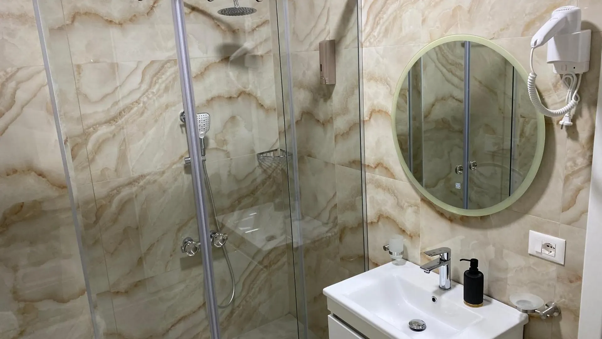 Dream In Tirana Apartment